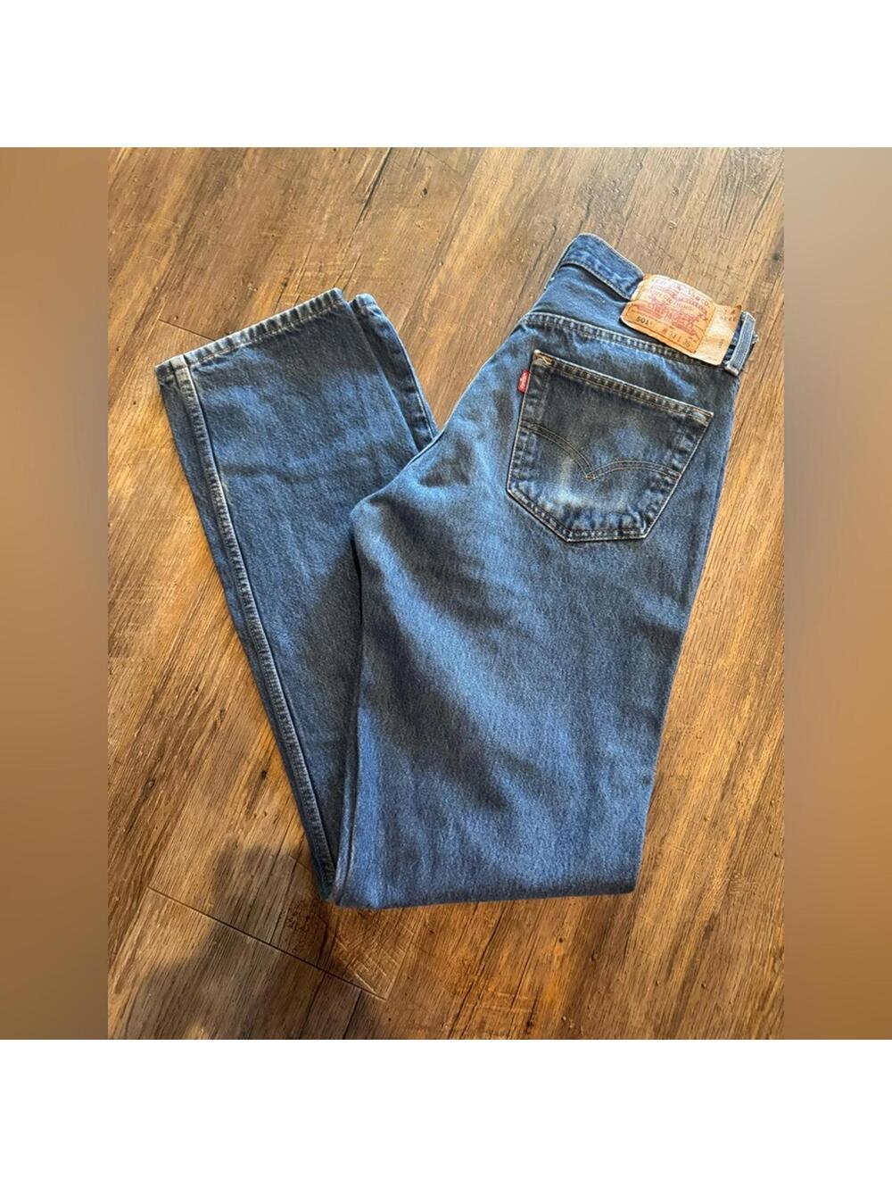 Vintage 90s Levi’s 501 Button Fly Denim Jeans 33x36 EUC - Picture 2 of 9